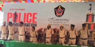 విద్యార్థులు చెడు వ్యసనాలకు దూరంగా ఉండాలి